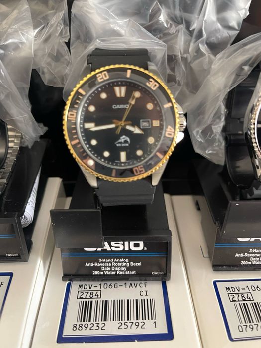 Casio Duro MDV-106.