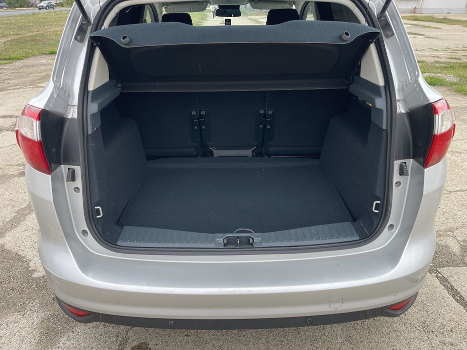 Vand Ford C-Max editie Champions