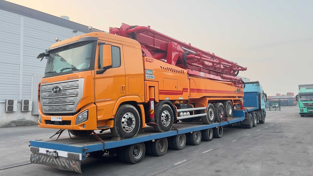 Автобетононасос KCP65ZX6170 (65м) на HYUNDAI XCIENT