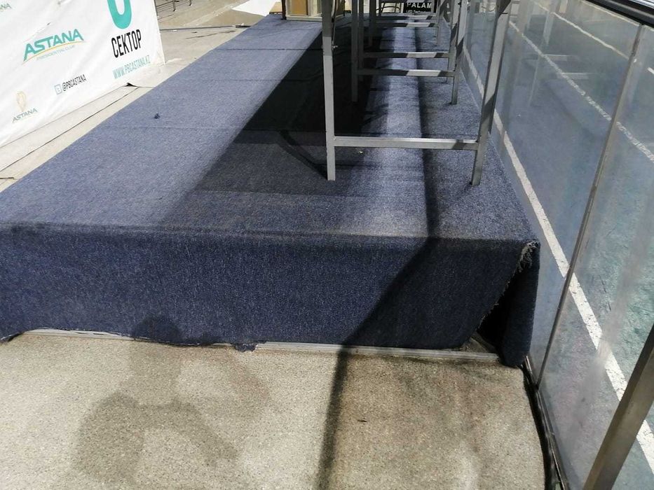 Монтаж спортивного оборудования, паркет, сцены, маты..