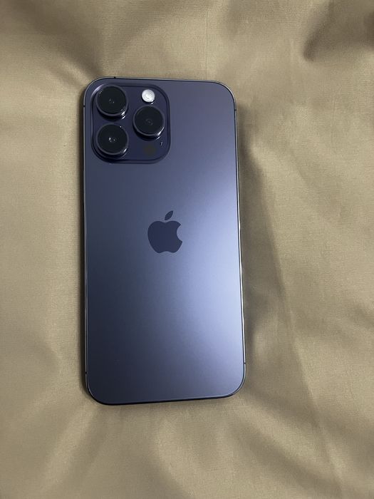 Продам Айфон 14 про макс 512