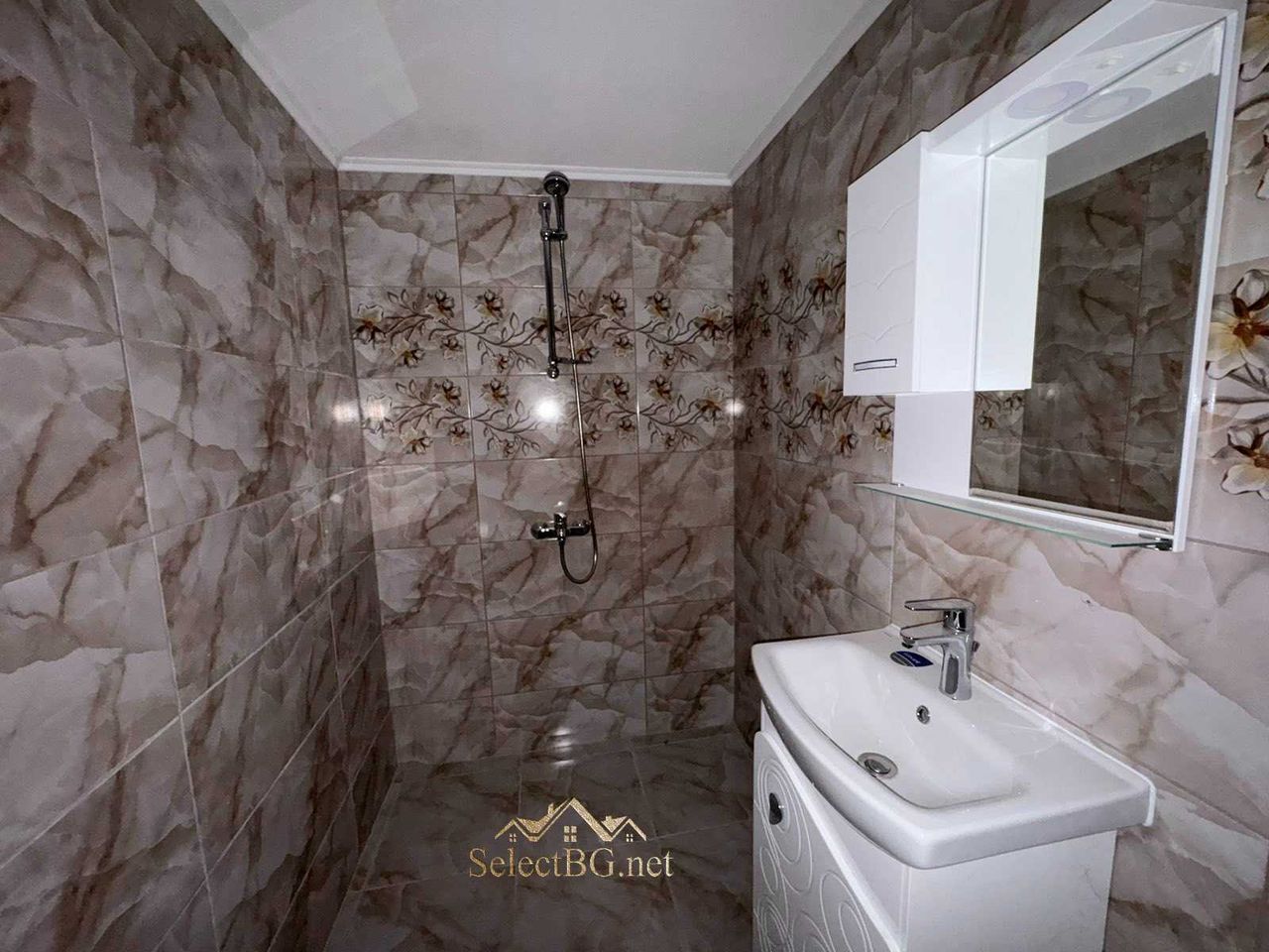 Продава се Къща в с. Стефан Стамболово, Област Велико Търново - 120 кв.м за 291 €/кв.м - Снимка #6