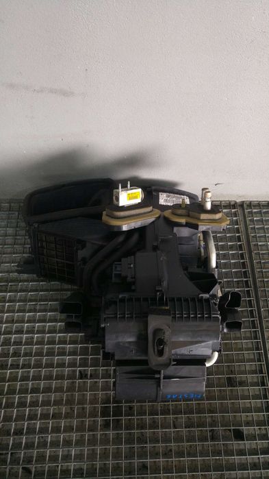 Tulumba aer bord clima ford fiesta 6 cb1 ccn 8v5119b555cg