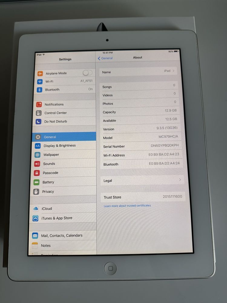 Отлично запазен iPad 2 (2011)