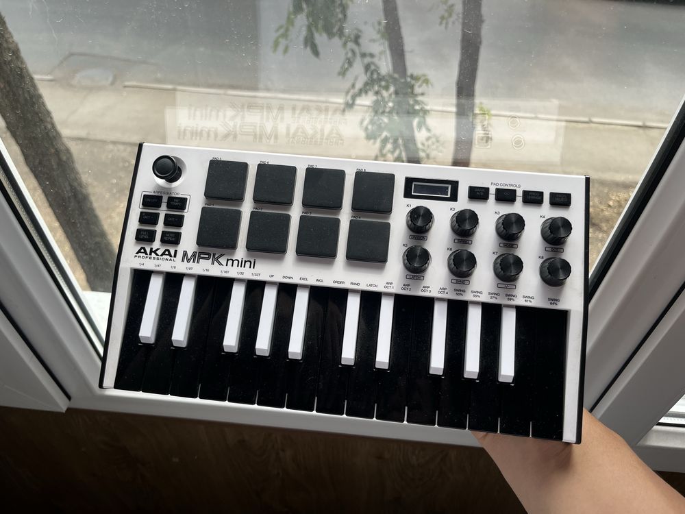 Akai MPK mini III