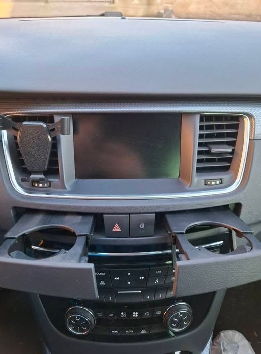 Vând Peugeot 508 sw 1.6 Benzină