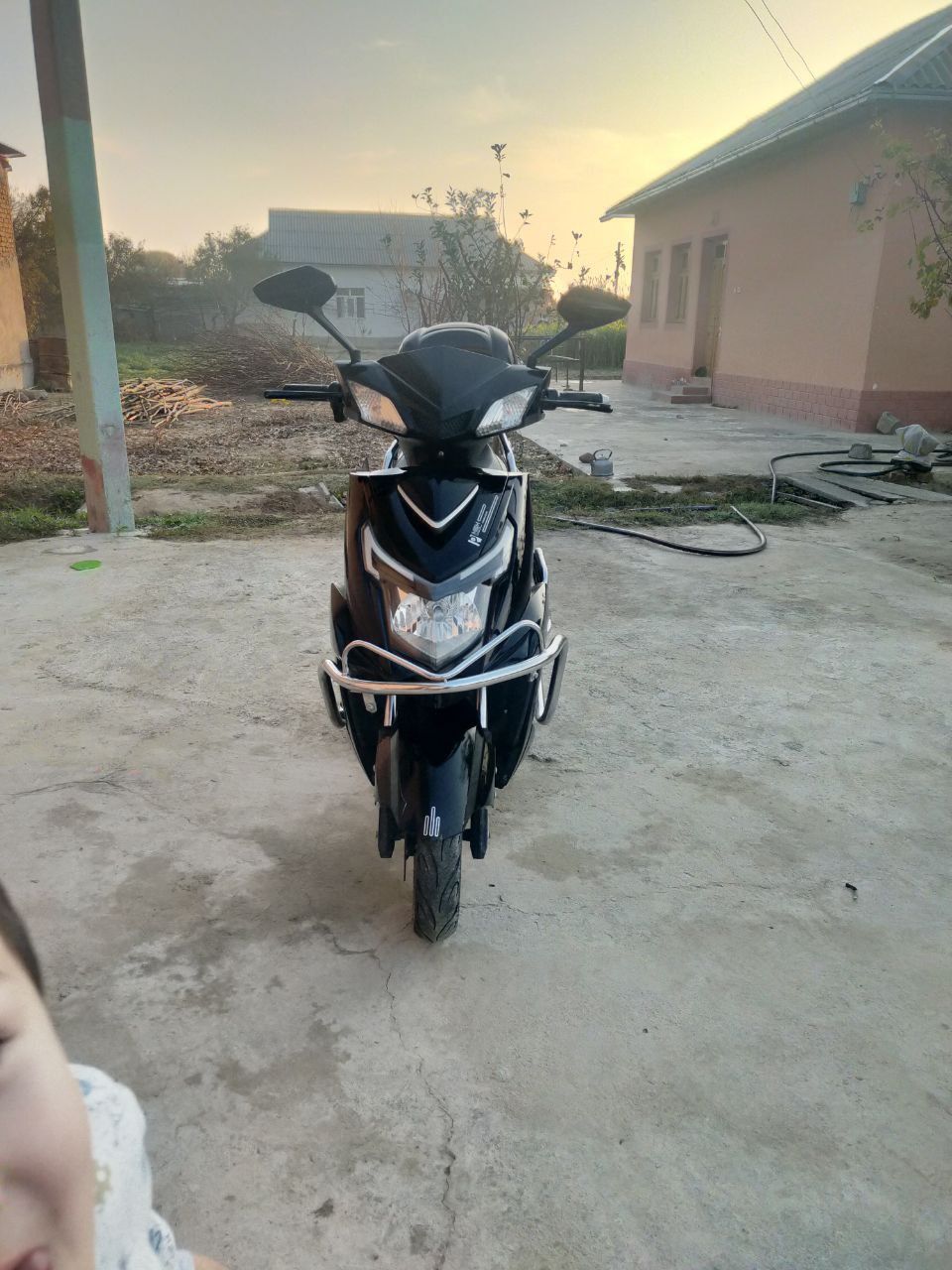 skuter sotiladi holati yaxshi