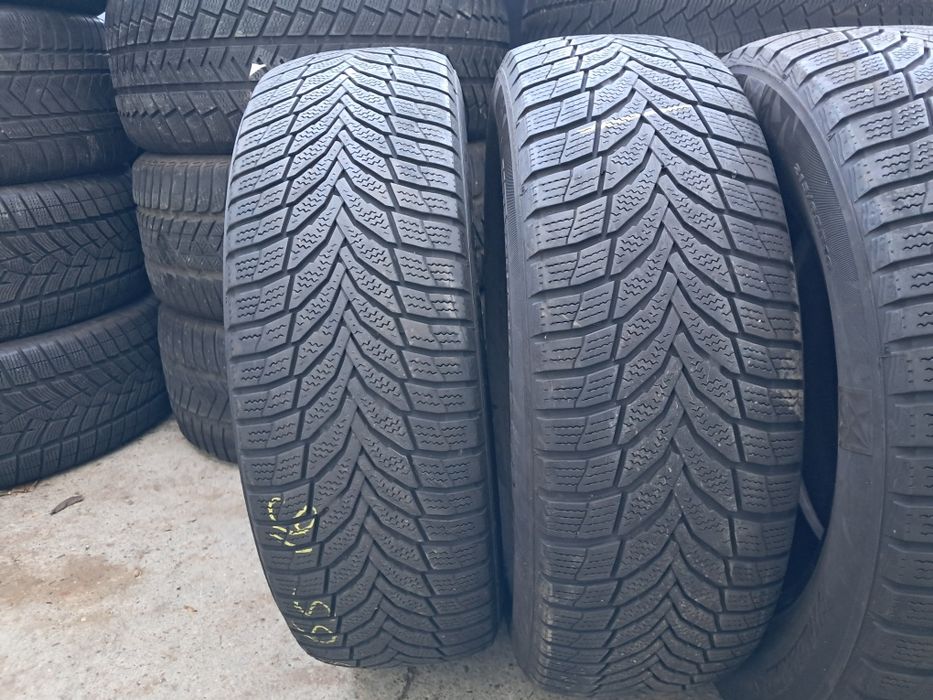 Anvelope second iarna 215 65 R16 Nexen