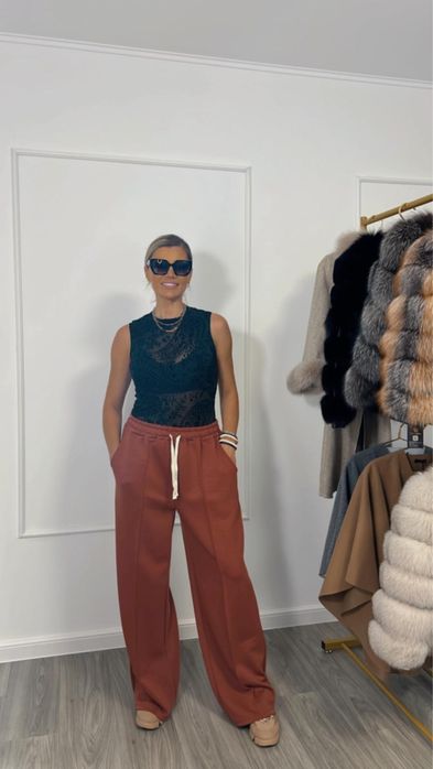 Pantaloni casual culoare senzationala pentru sezonul rece