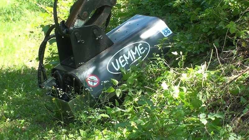 Tocatoare de vegetatie Uemme TT