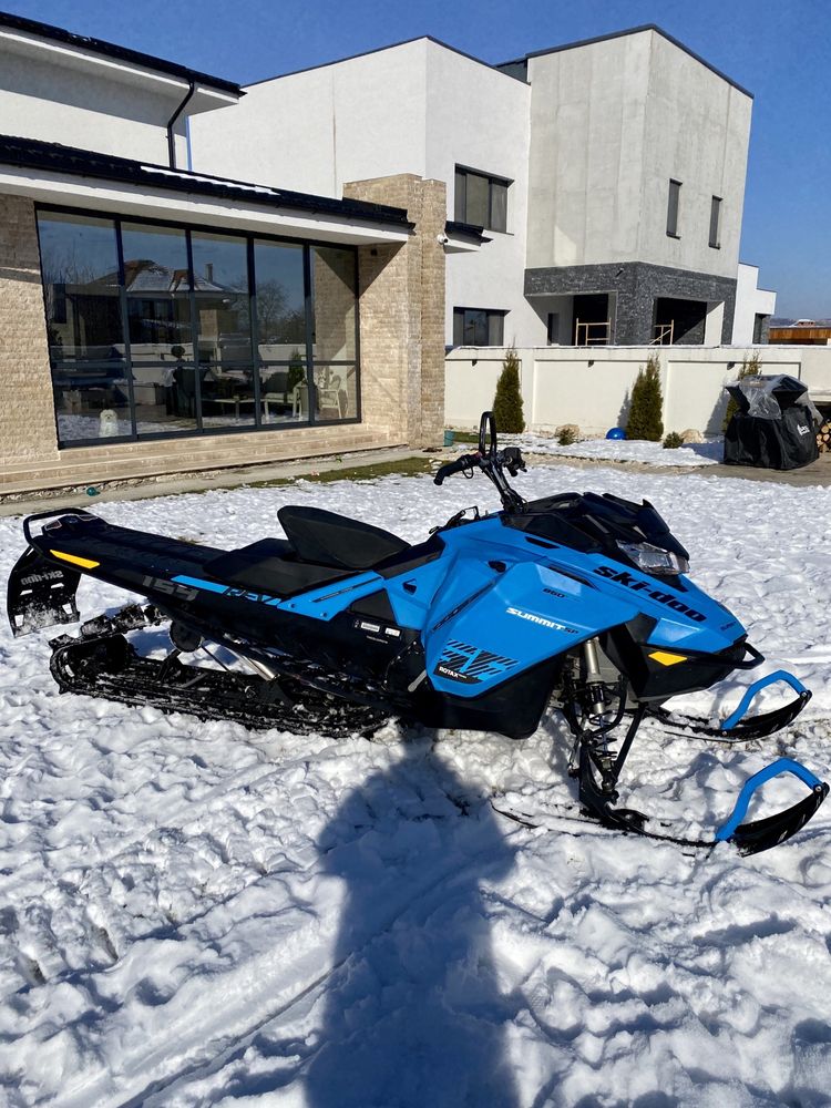 Snowmobil ski doo 850cmc 2020 Proprietar