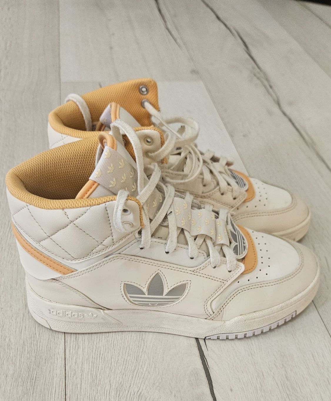 Adidasi / Sneakers Adidas Originals high 40 2/3