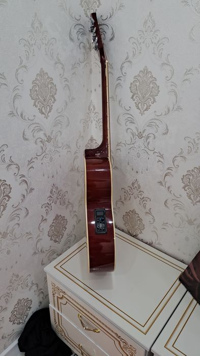 Гитара полу электронный