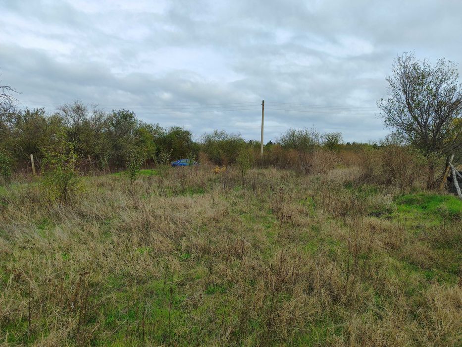 Голям парцел във Ведрина