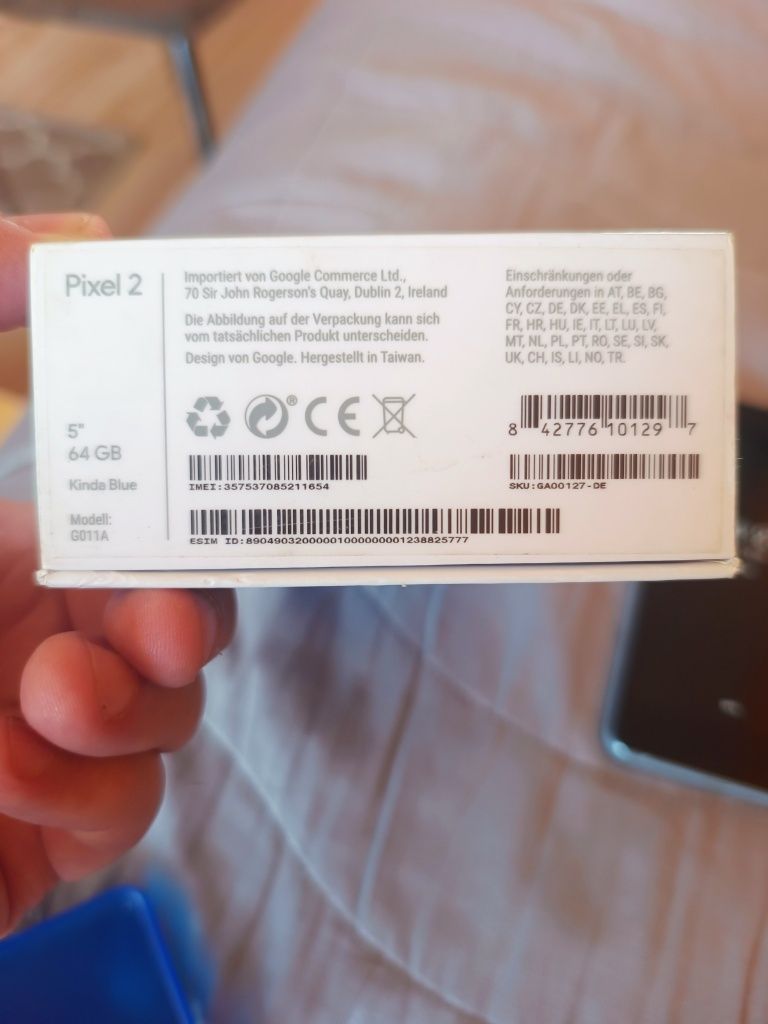 Продавам Google Pixel 2