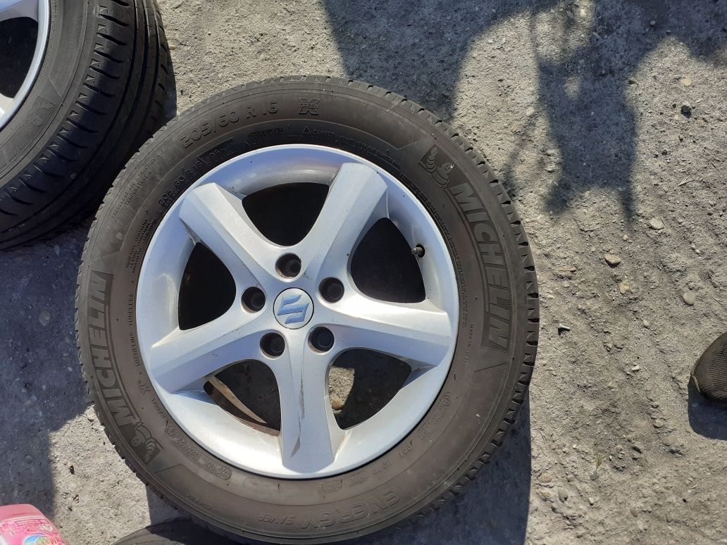 Jante aliaj suzuki swift 205/60 r16