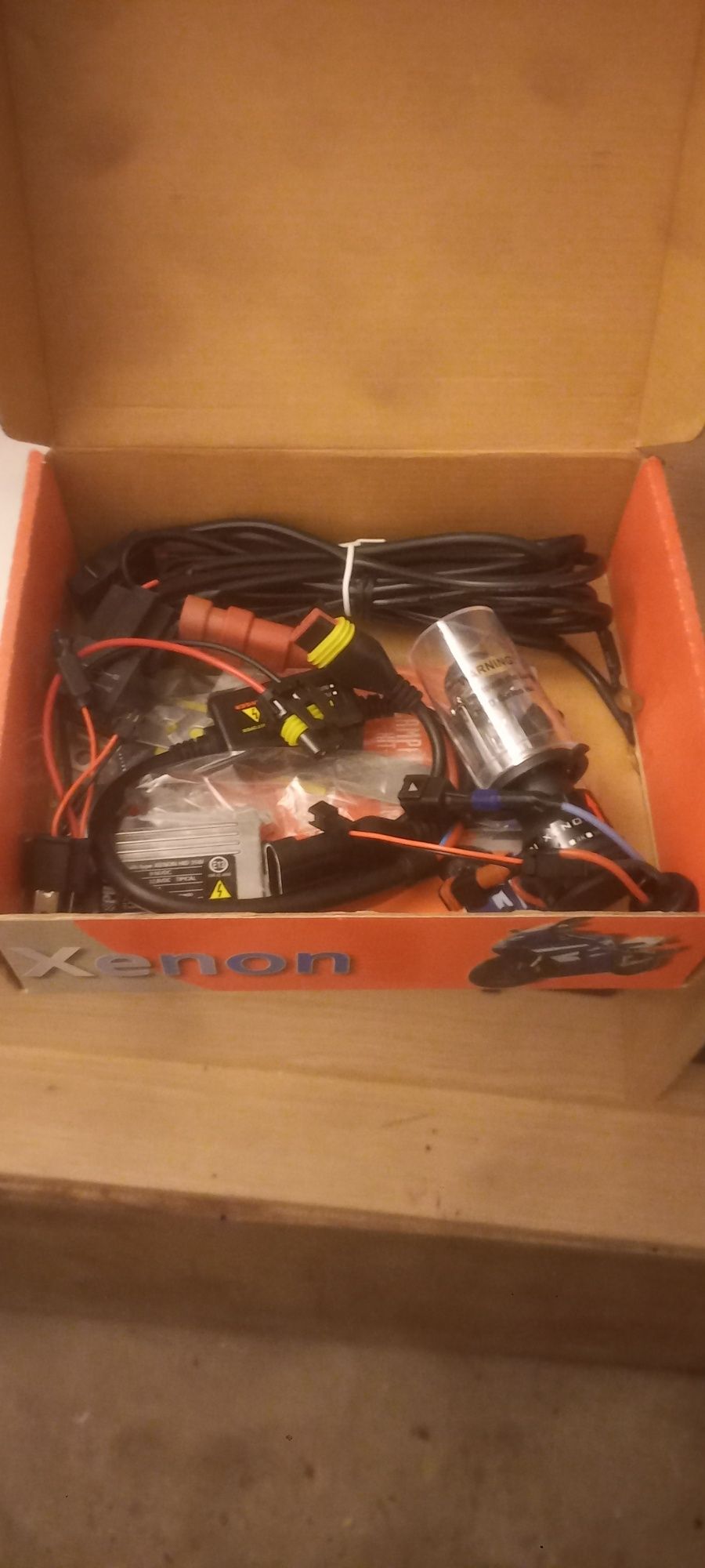 Ксенон H.I.D. Xenon H7 – 90230

300% светлина спрямо обикновената круш
