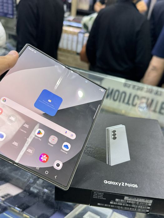 Samsung Z fold 6