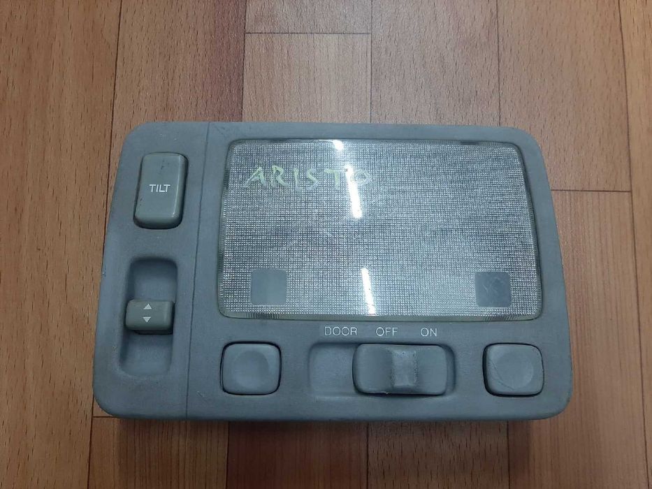 Продам Плафон салона передний с люком Toyota Aristo / Lexus GS300, 147