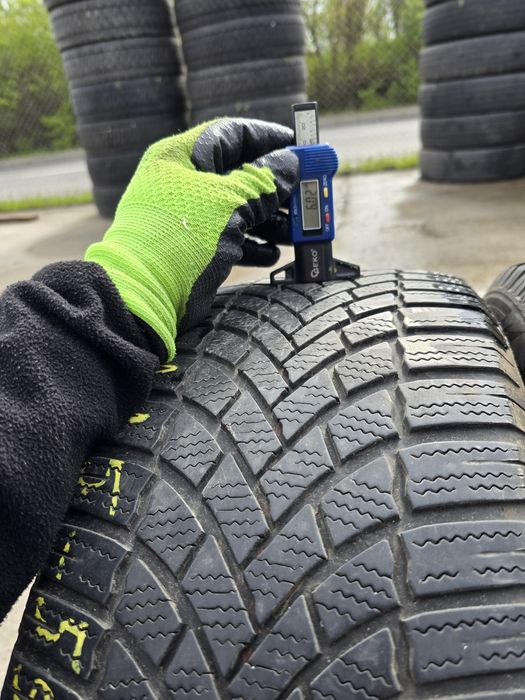 Anvelope de iarna 215-55r17 Bridgestone