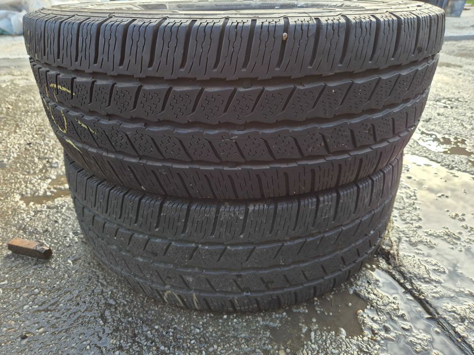 2 Anvelope de IARNA - 235/65/16C - Continental - Stare F BUNA DOT 2019