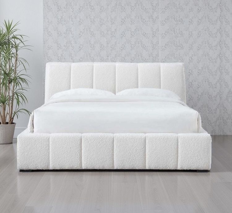 Коовать с матрасом и подьемным механизмом 120х200