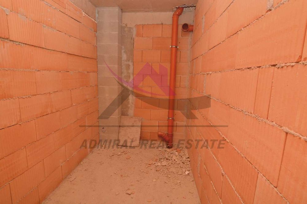 Продава се Двустаен апартамент в Варна, Колхозен пазар - 55 кв.м за 1655 €/кв.м - Снимка #3