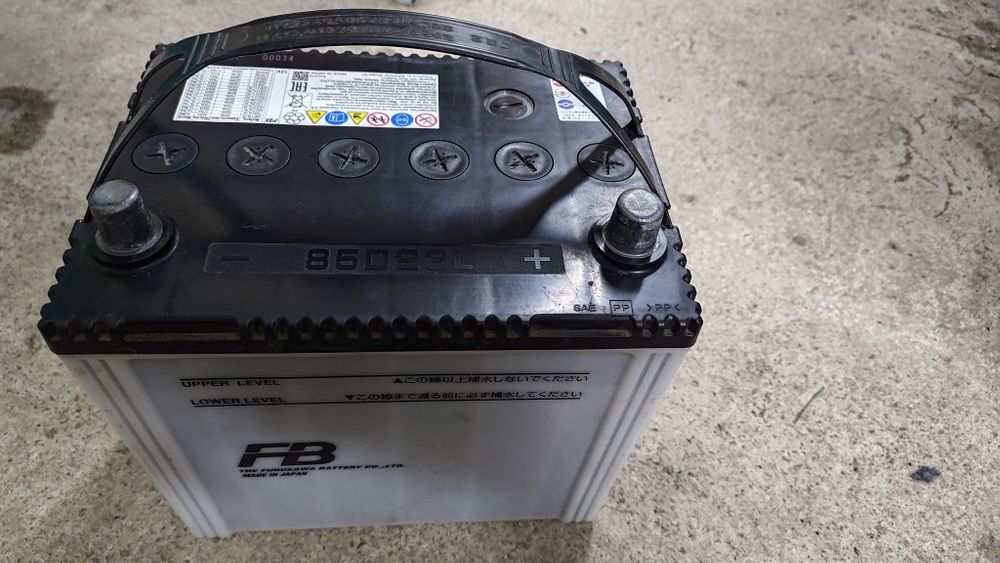 Продаю автомобильный аккумулятор Furukawa