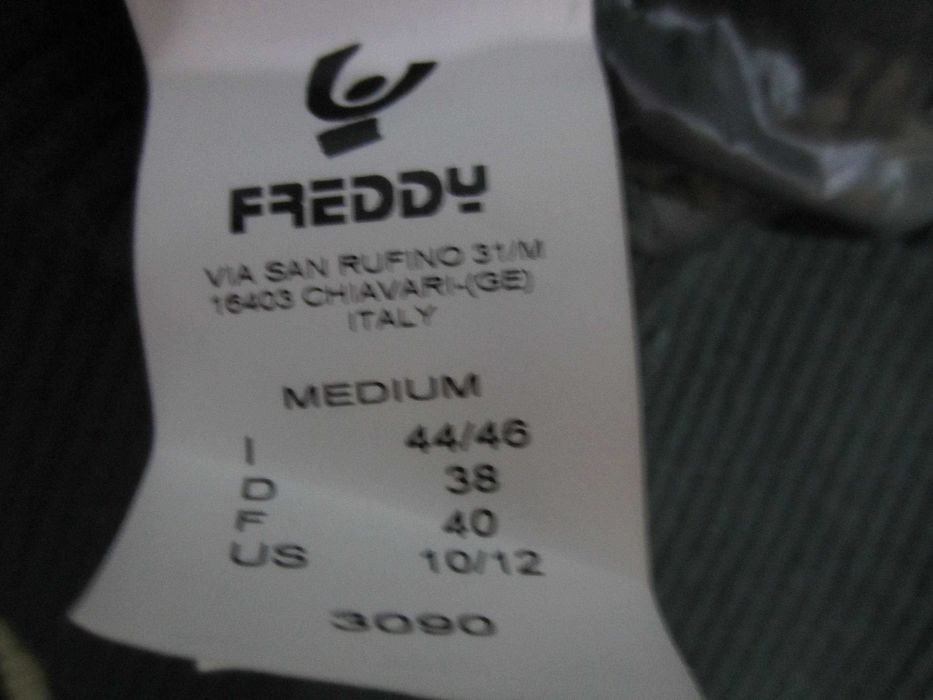 Geaca dama E-Motion Freddy, masura M, umplutura puf,gluga