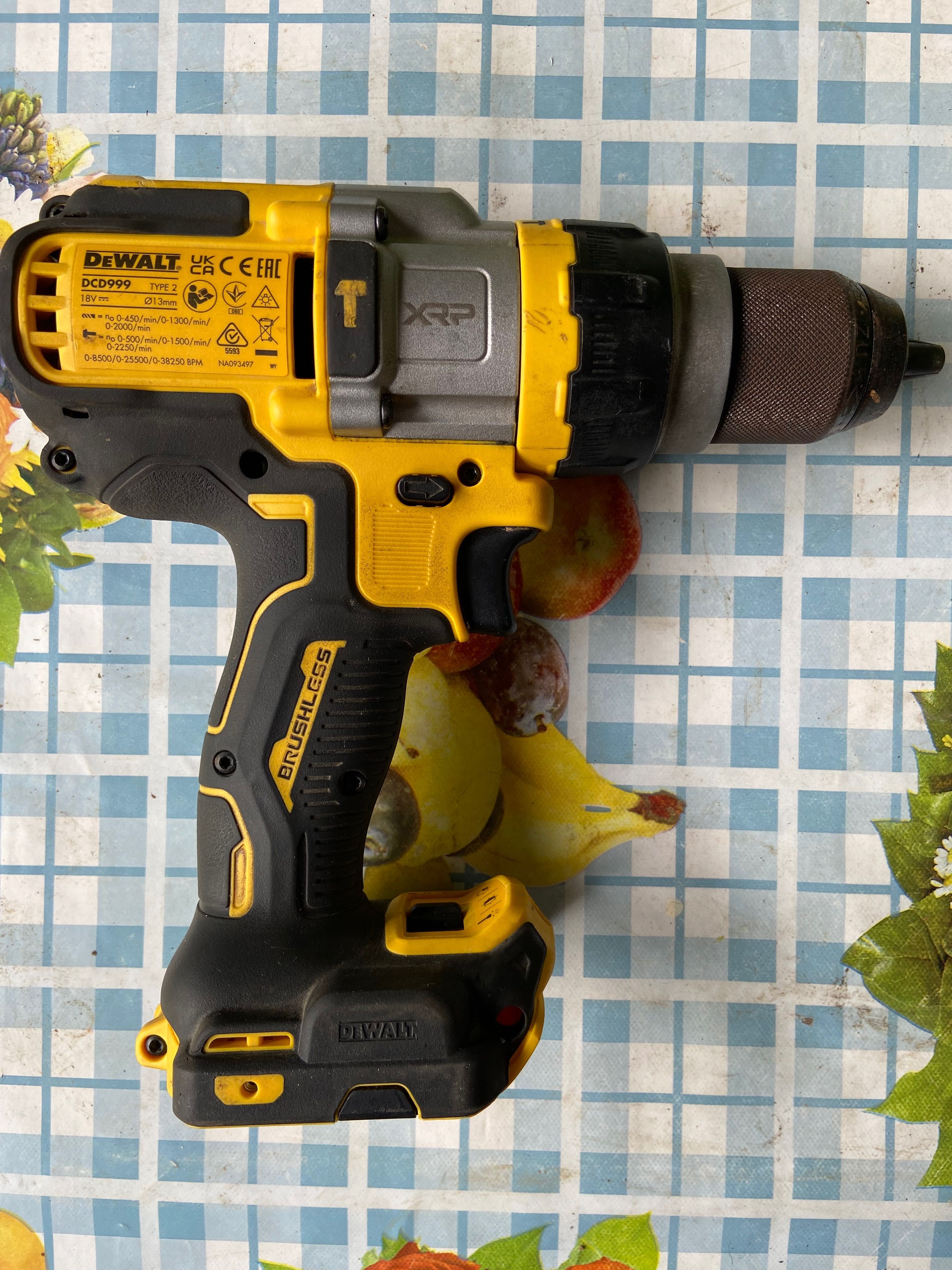 Vând DeWalt Dcd 999