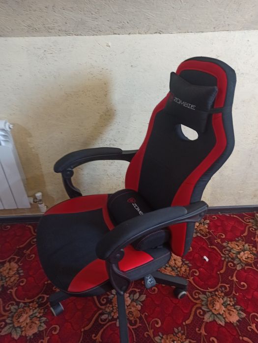 Игровое кресло зомби