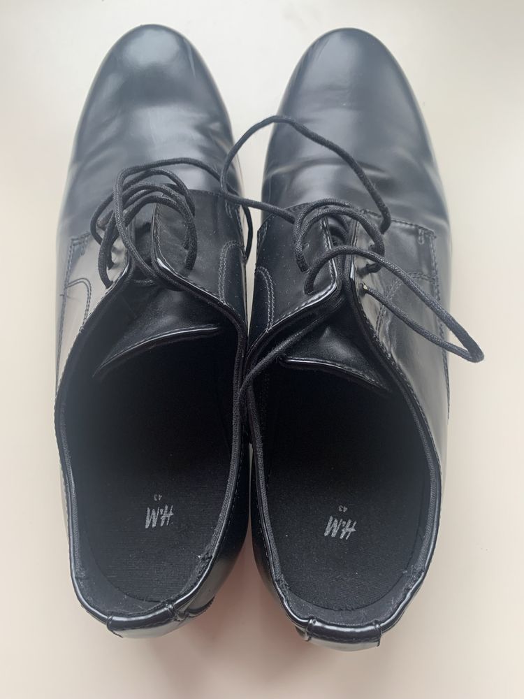 Туфли H&M из экокожи 42 размер