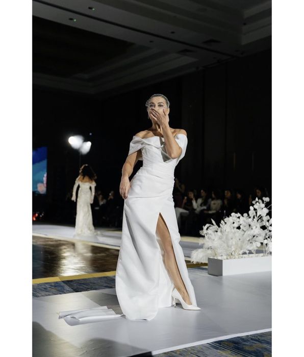 Продам европейское свадебное платье - рыбка с небольшим шлейфом!