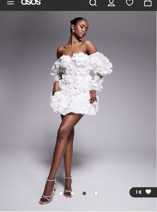 Продавам официална рокля  ASOS