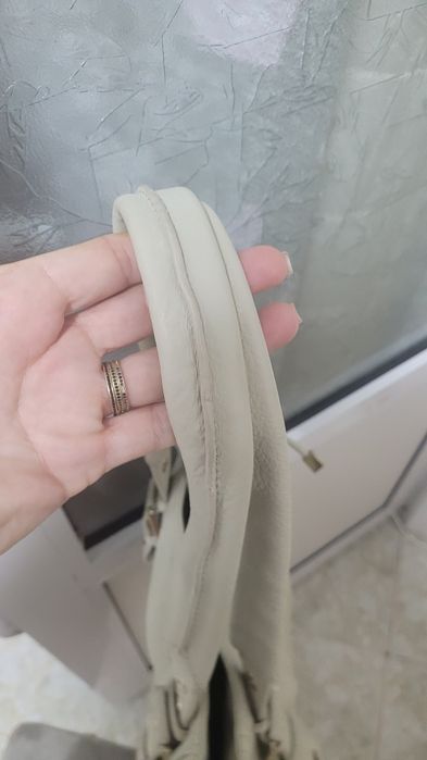 Poseta piele  la victorie