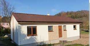 Case moderne pe structura metalica, cabane tip A la cheie