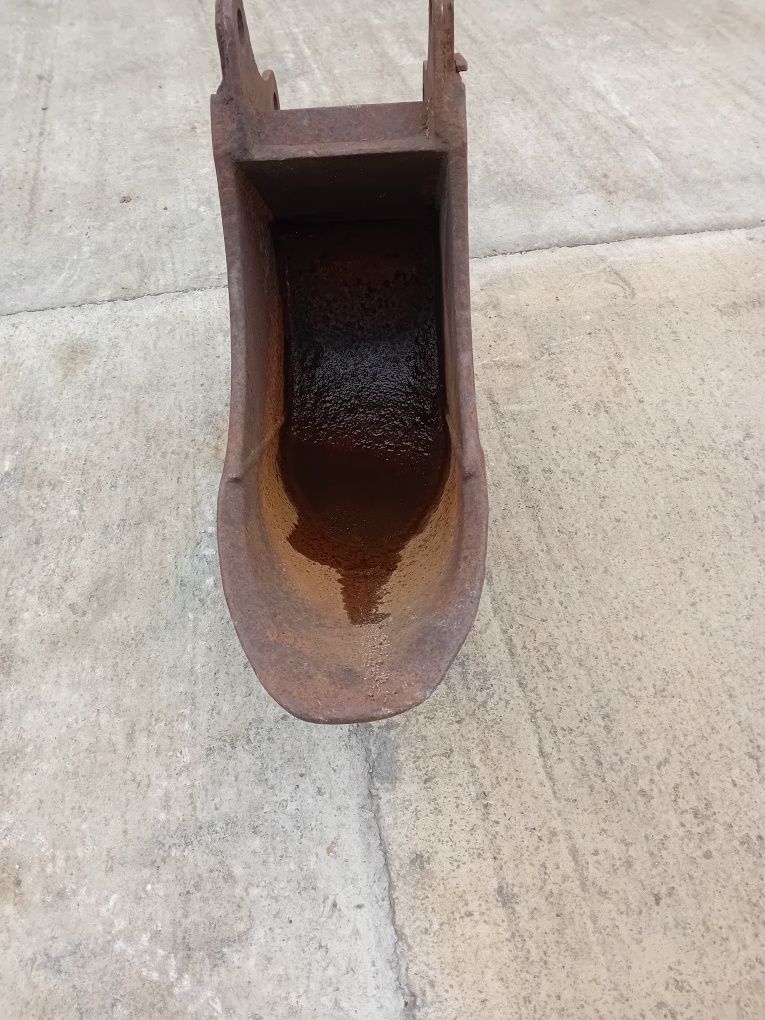 Cupa 22 cm profil circular miniexcavator 1.8 2.3 tone