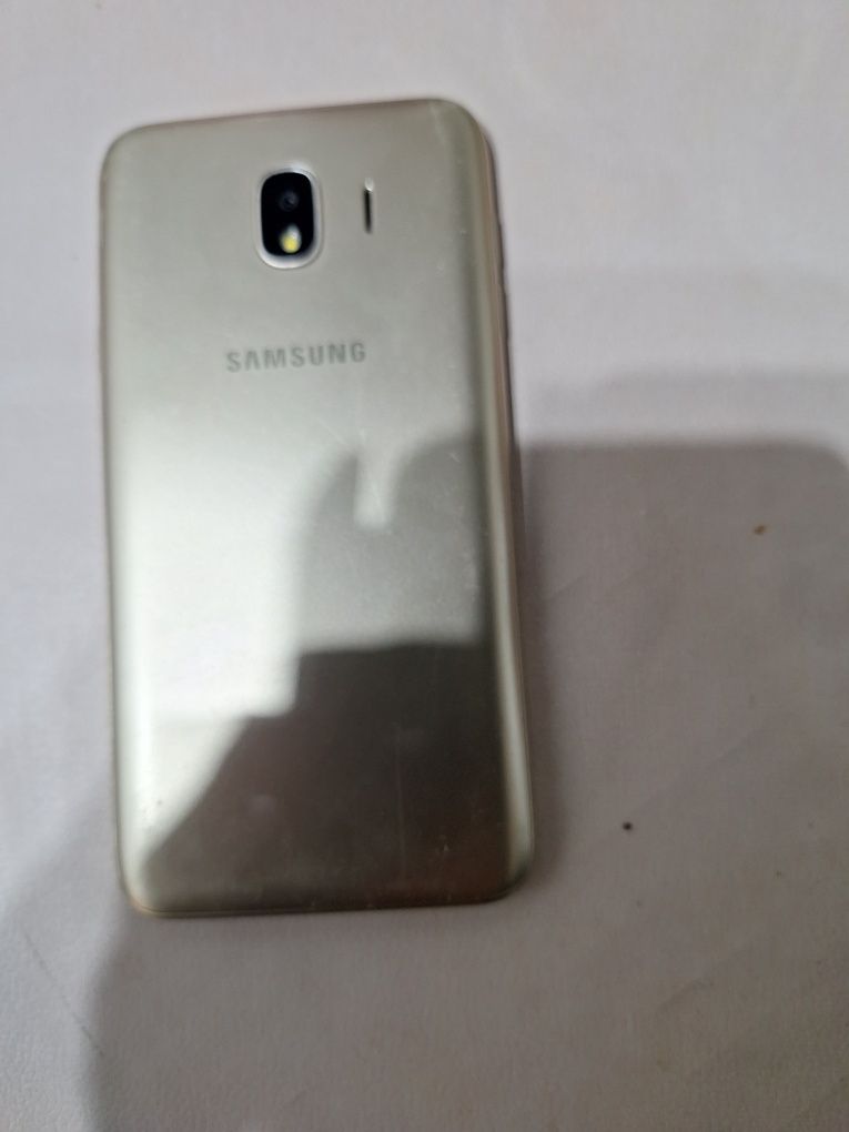 Samsung j + 4 телефон
