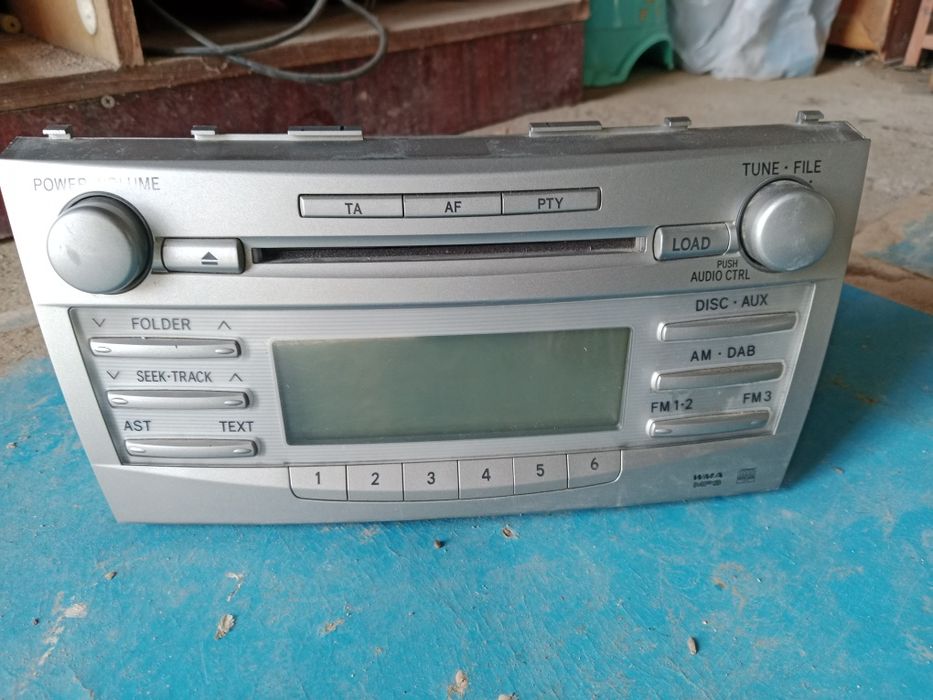 Продаю магнитофон