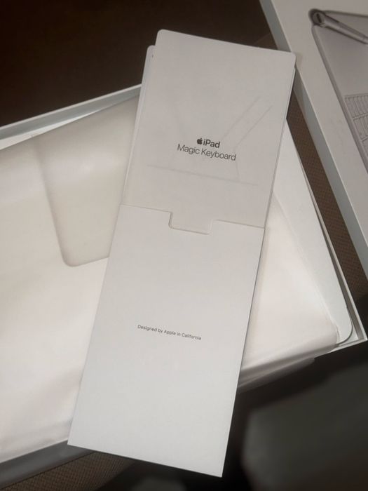 Apple Magic Keyboard originala Ipad Pro 12.9 inch/husa/tastatura