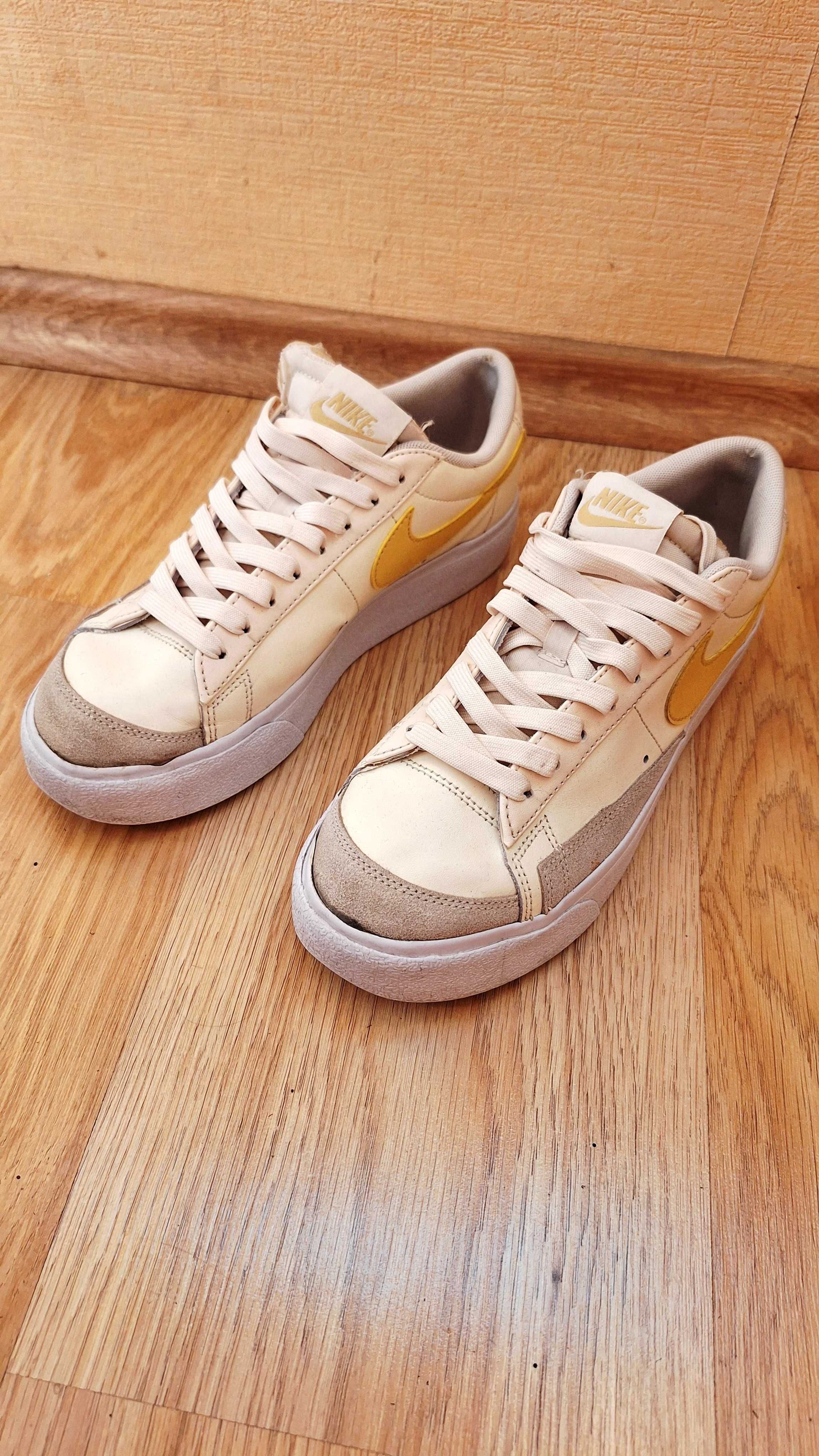 Кецове Nike w blazer low