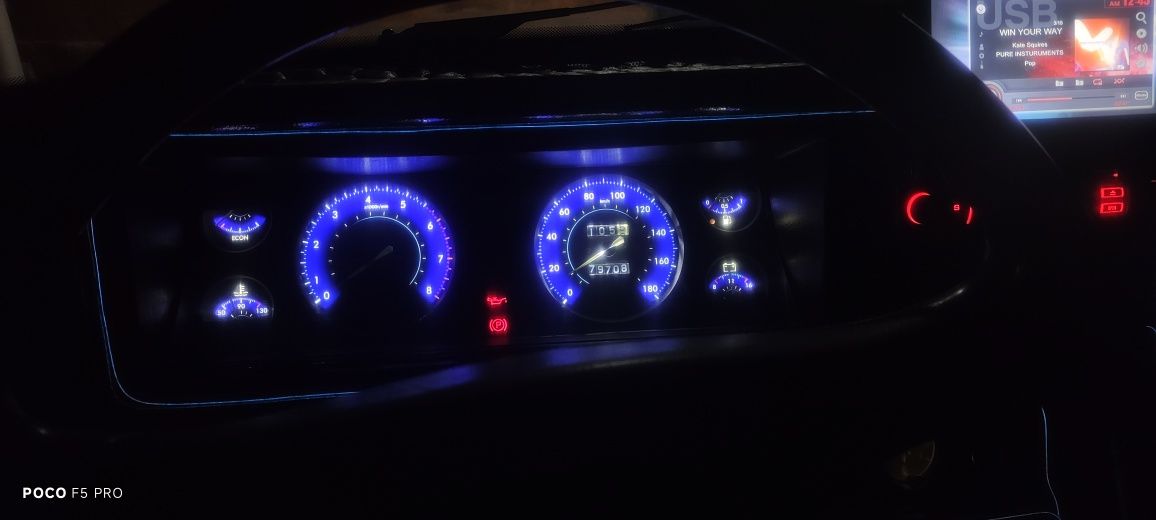 Vaz 2107  injektor
