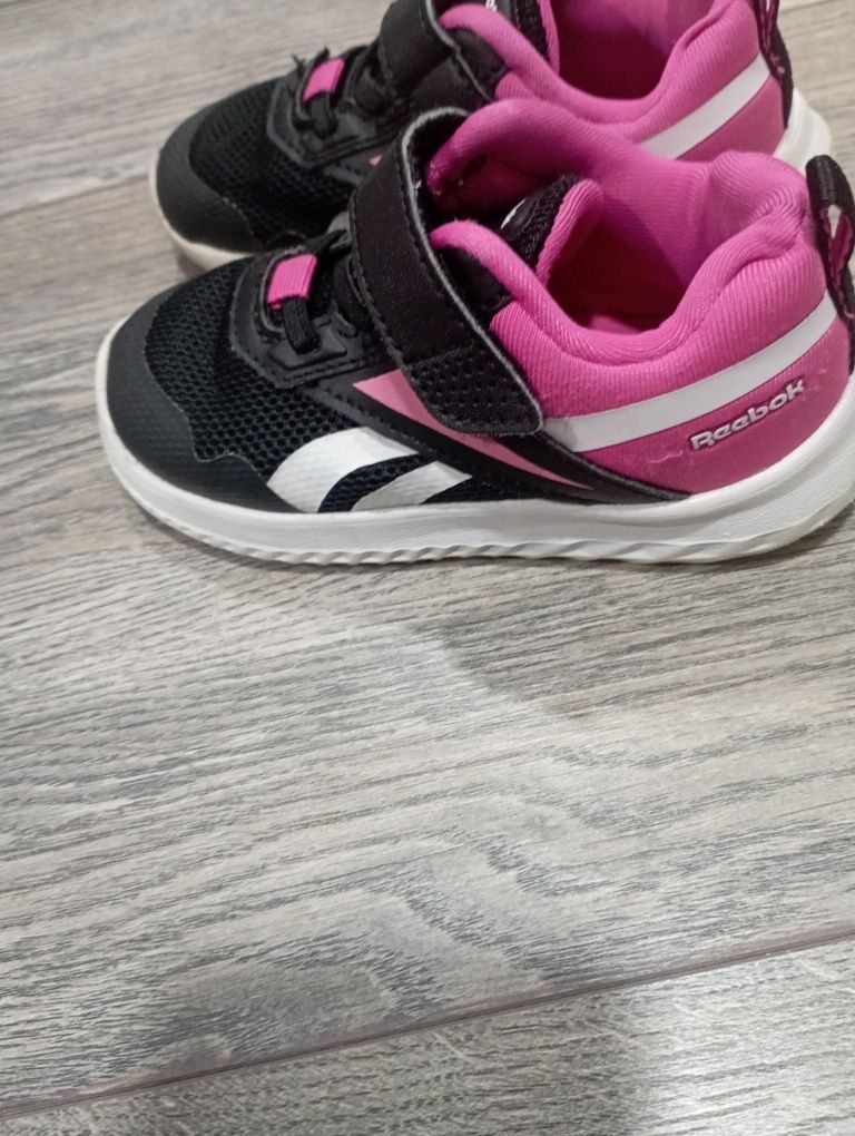 Бебешки маратонки  Reebok