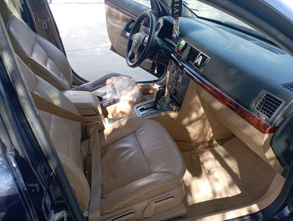 Опел Сигнум 1.9 150к.с. Автомат