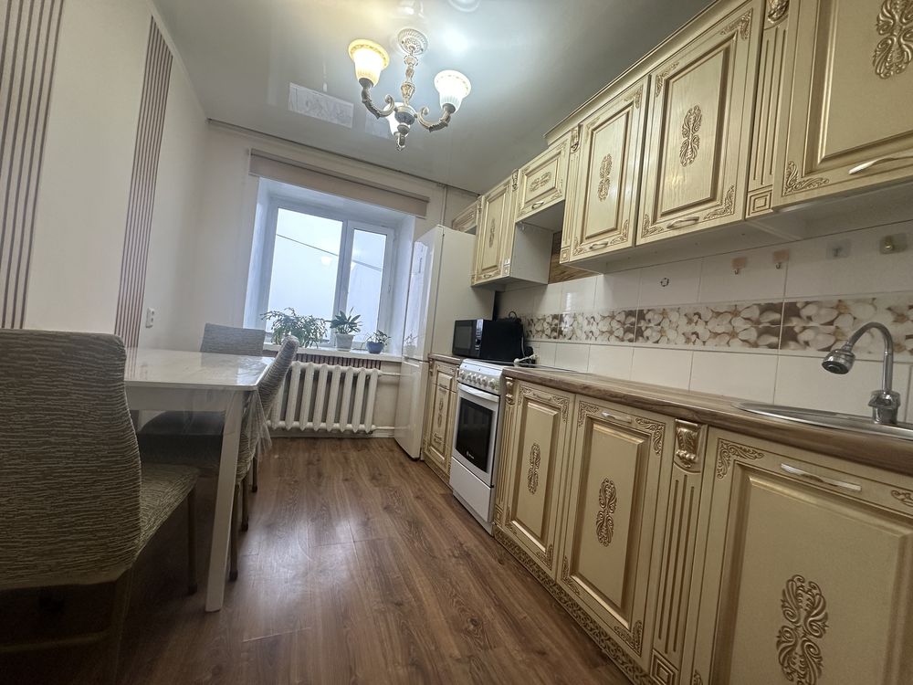 3 комн квартира проспект Ауэзова 3