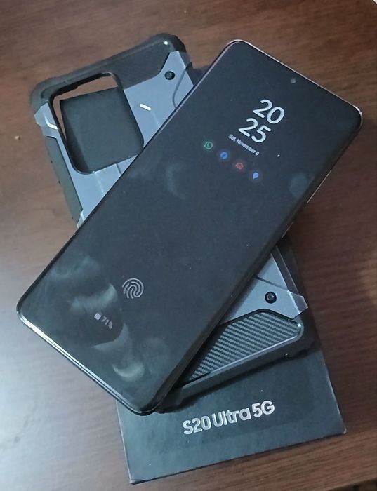 Samsung s20 ultra full box (12 Gb/128Gb)