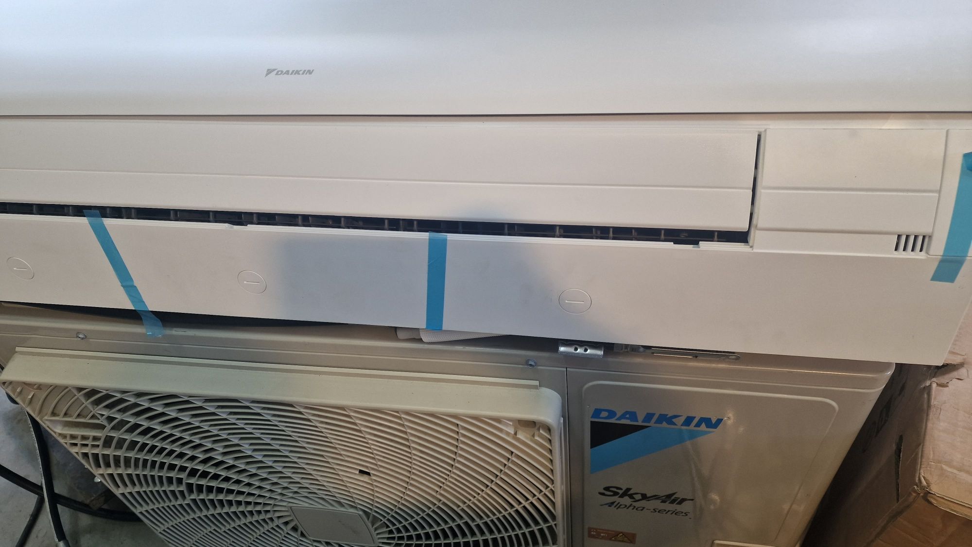 Daikin RZAG100 FAA100 Нов висок клас инверторен климатик 10kw/ 12kw