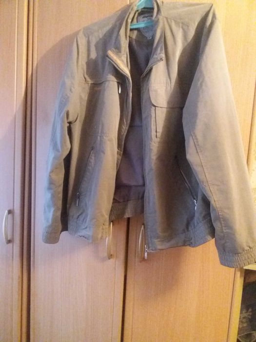 Продам мужскую куртку