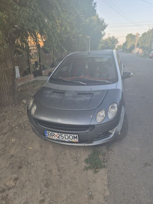 Vând smart for four 2004 1.3 benzina