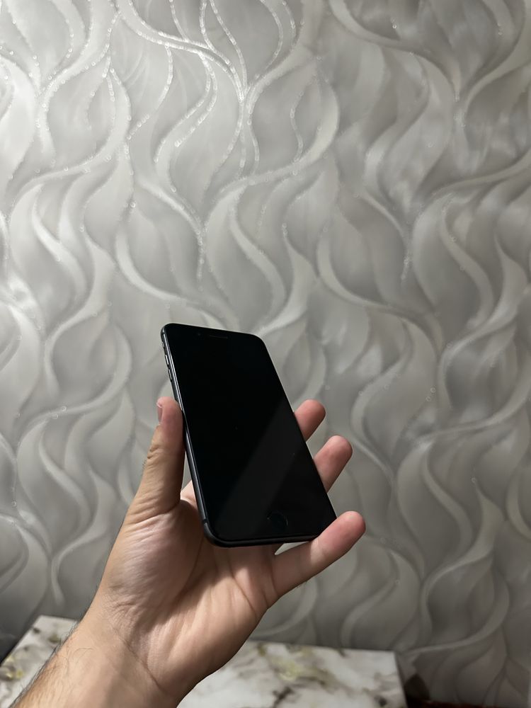 iPhone 8 plus xolati chotki